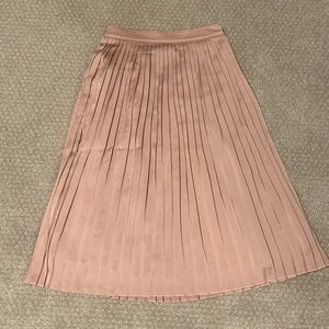 Abercrombie & Fitch Satin Pleated Midi skirt